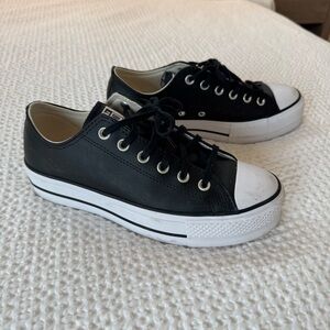 Converse Unisex ‘Chuck Taylor All Star Ox Lift’ Platform Leather Sneakers